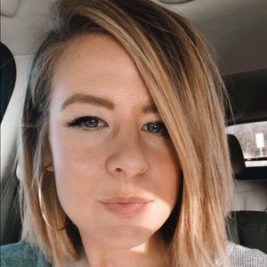 Meet your Posher, Christy